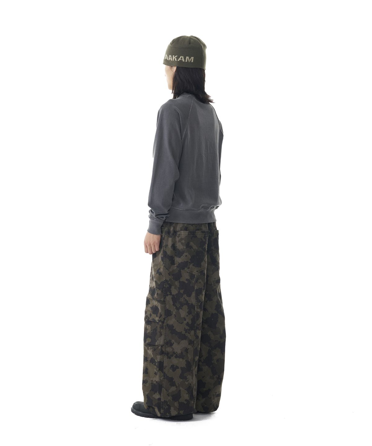 아캄(AAKAM) Knee Pin-tuck Camouflage Twill Pants (Khaki)