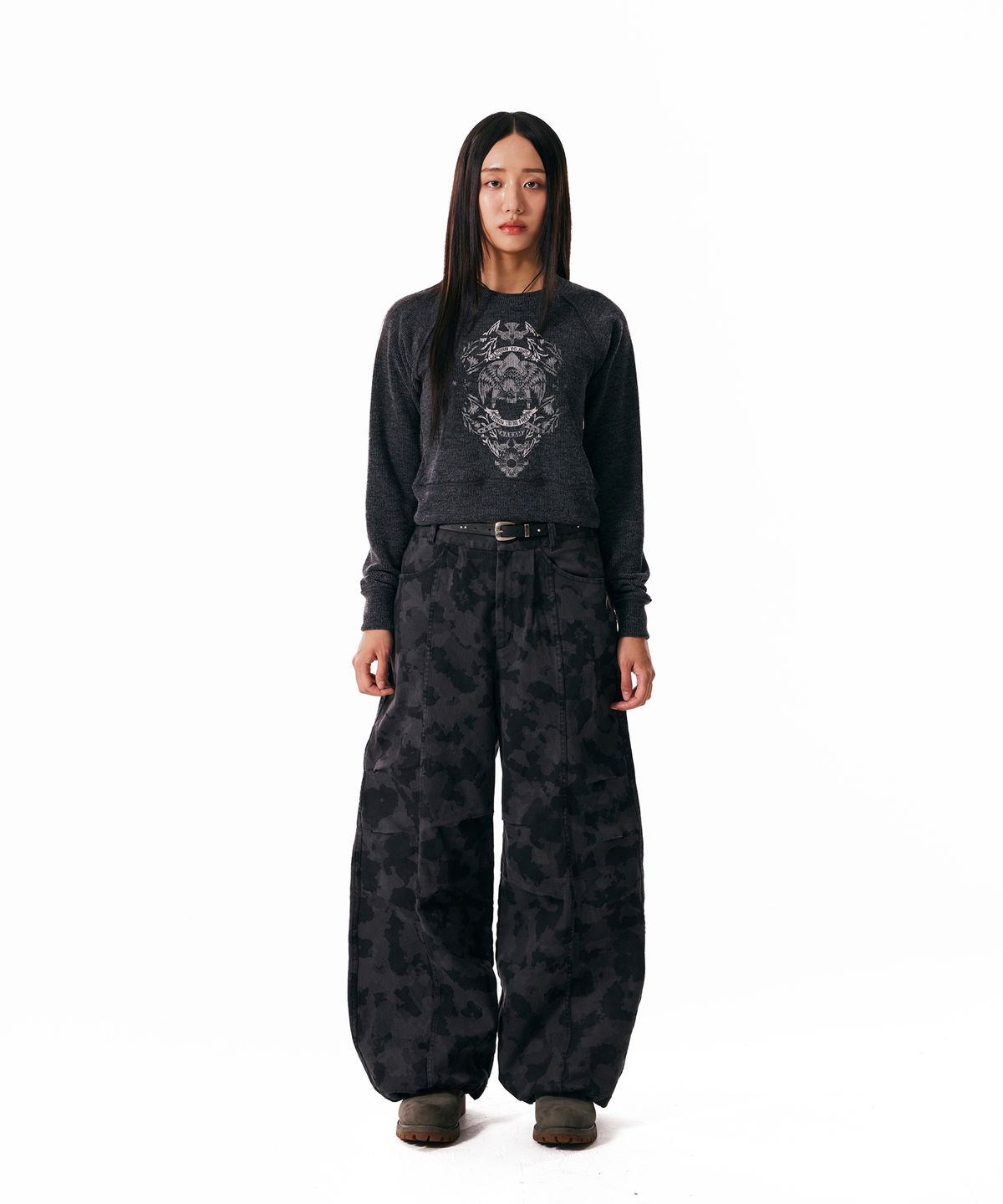 아캄(AAKAM) Eagle Printed Knit (Dark Gray)