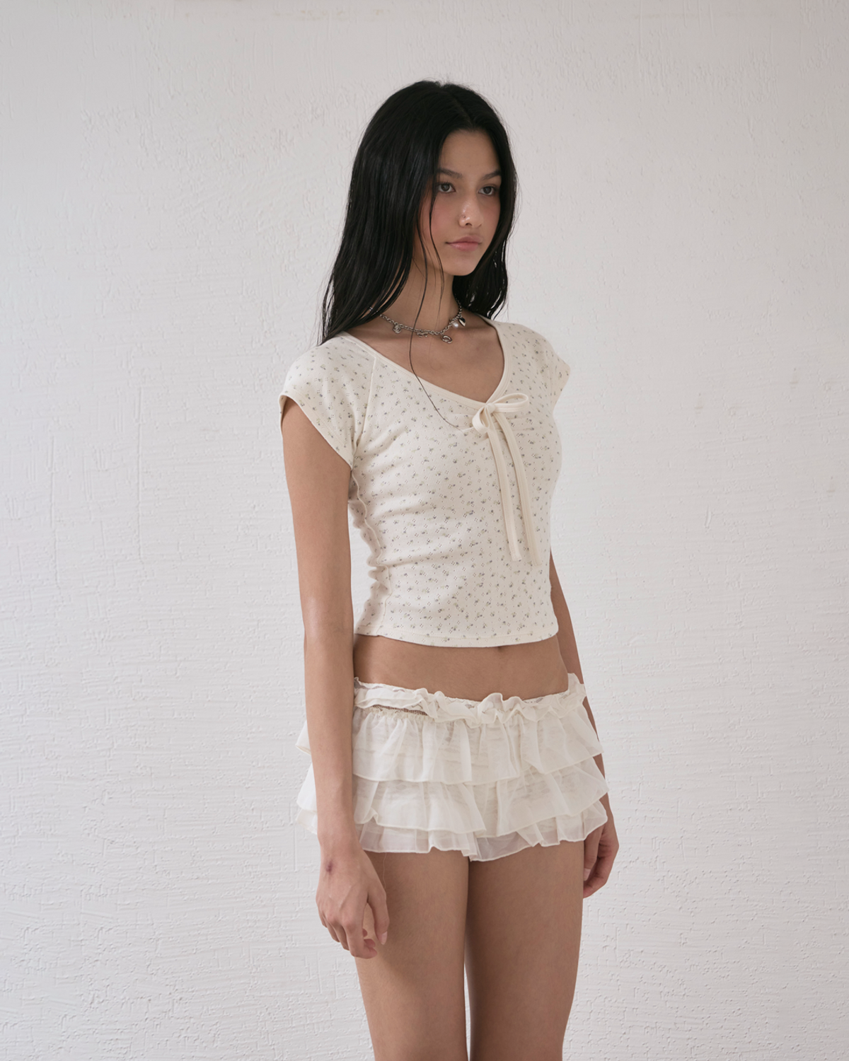서울리(SEOULI) WILDFLOWER FITTED TOP [VANILLA]