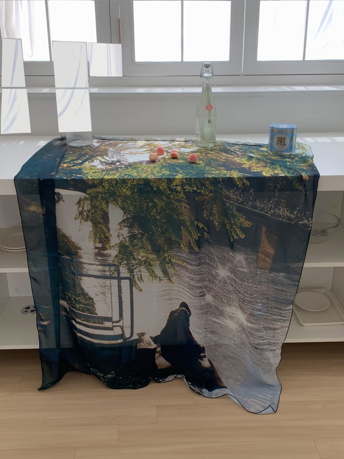 비비홈(VIVIHOME) [선물포장] Love of the forest, 윤슬 프린팅 쉬폰 패브릭 포스터 4size