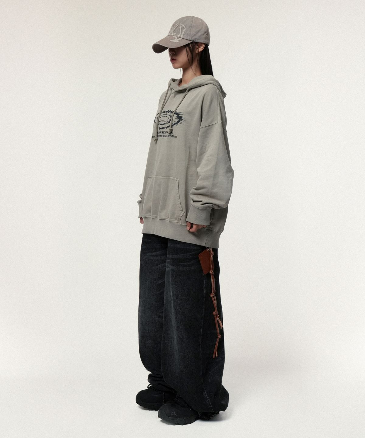 아이돈워너셀(IDWS) Spear Denim Pants Black
