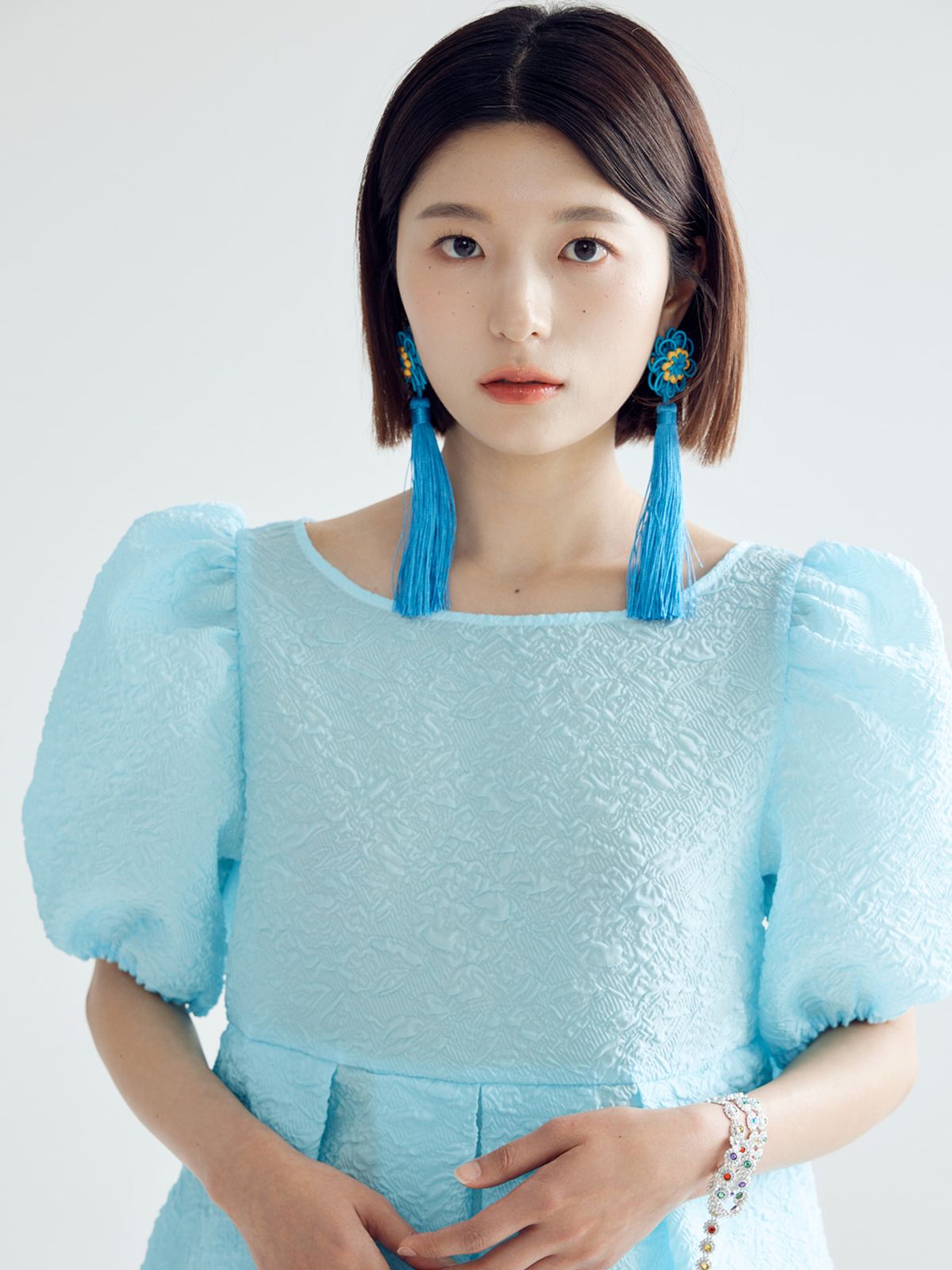 봄날 부티크(BOMNAL BOUTIQUE) 아이리스 볼륨 퍼프 미디 드레스 _ 스카이