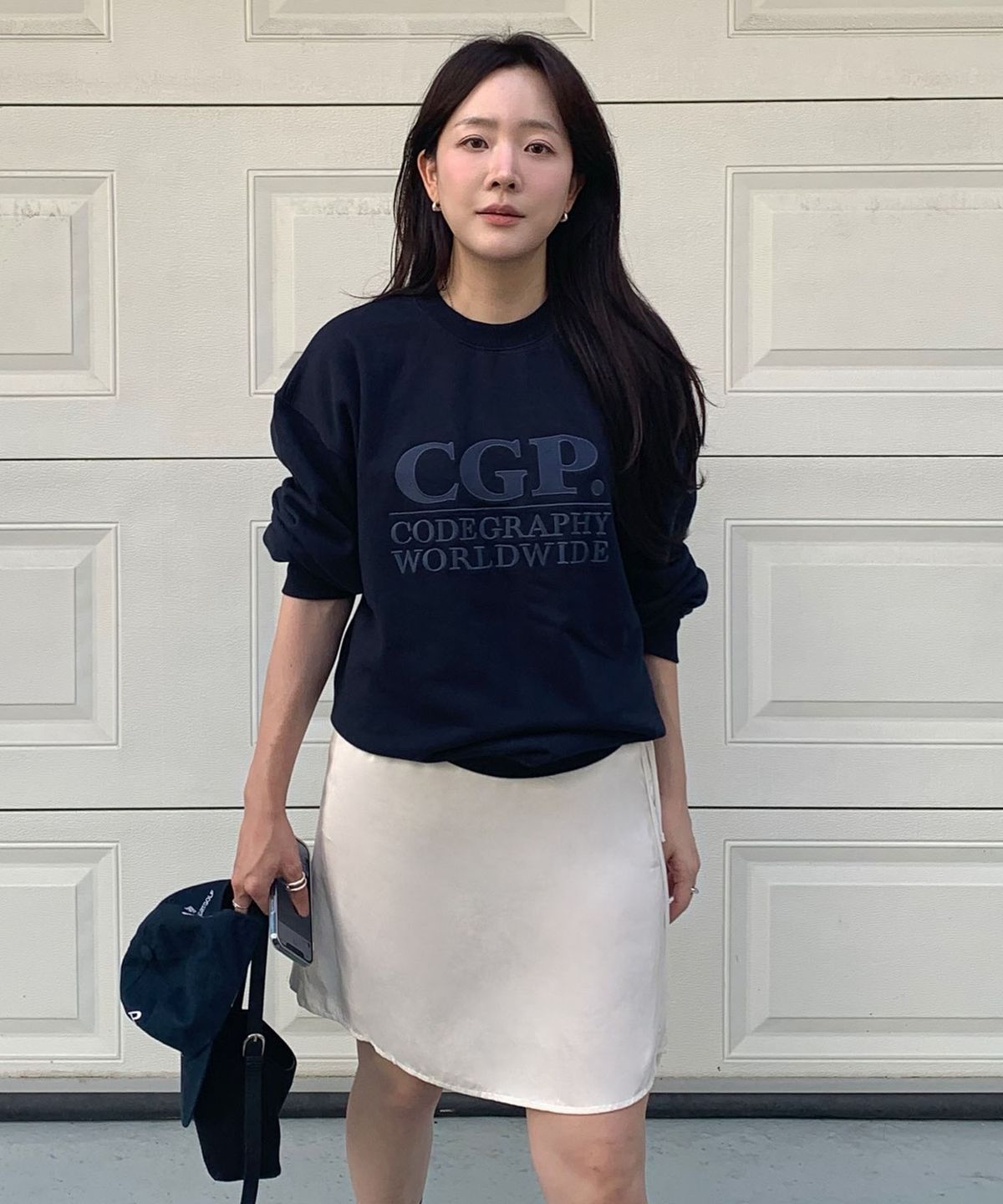코드그라피(CGP) 스퀘어 로고 맨투맨_다크네이비