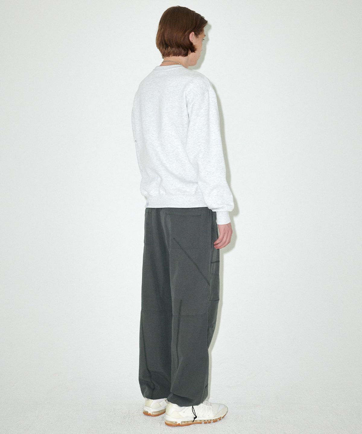 마하그리드(MAHAGRID) [FW 버전]COVER STITCH PARACHUTE PANT CHARCOAL(MG2EFMPA10A)