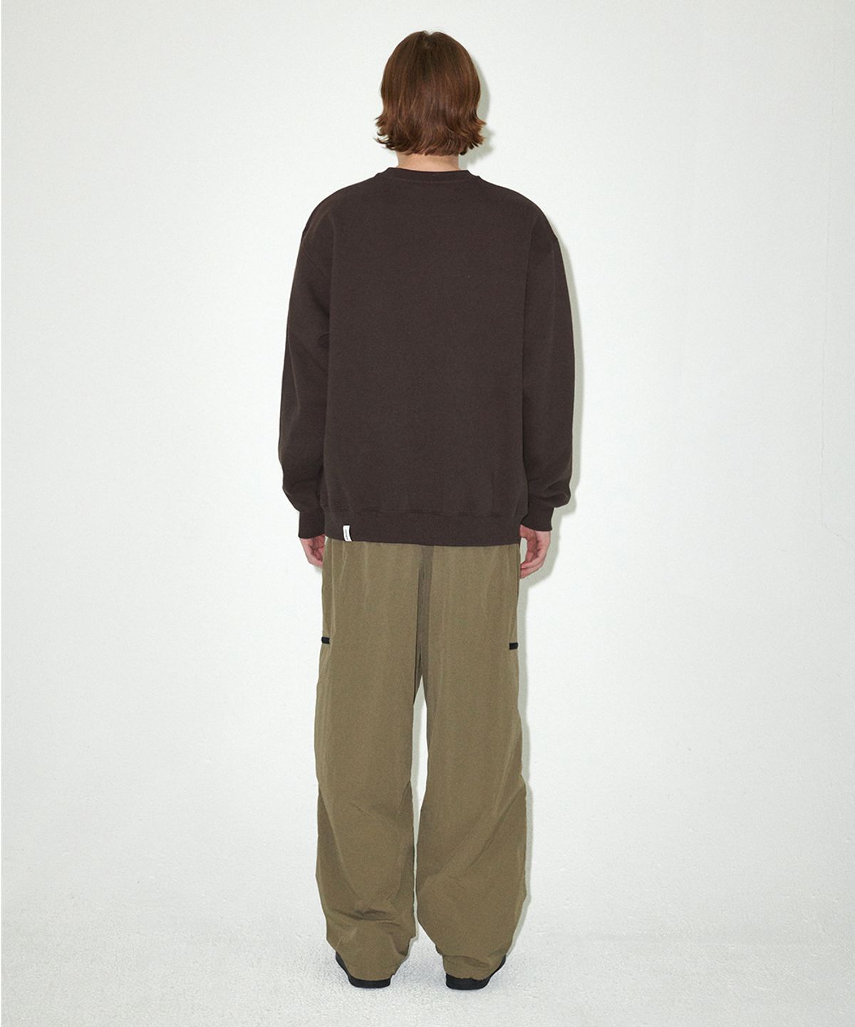 마하그리드(MAHAGRID) LOGO LIST SWEATSHIRT BROWN(MG2EFMM455A)