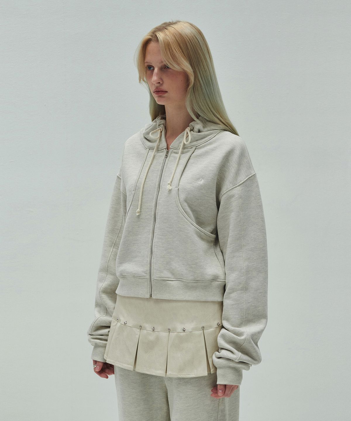 다이애그널(DIAGONAL) CROPPED HOODIE ZIP UP (oatmeal)