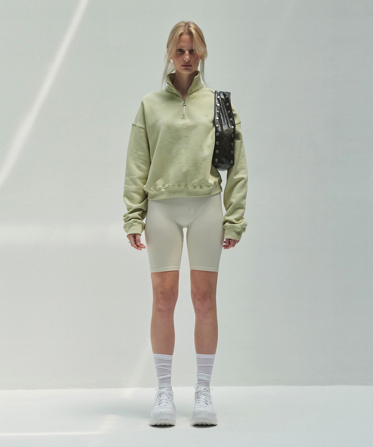 다이애그널(DIAGONAL) DIAGONAL LOGO HALF ZIP UP (mint)
