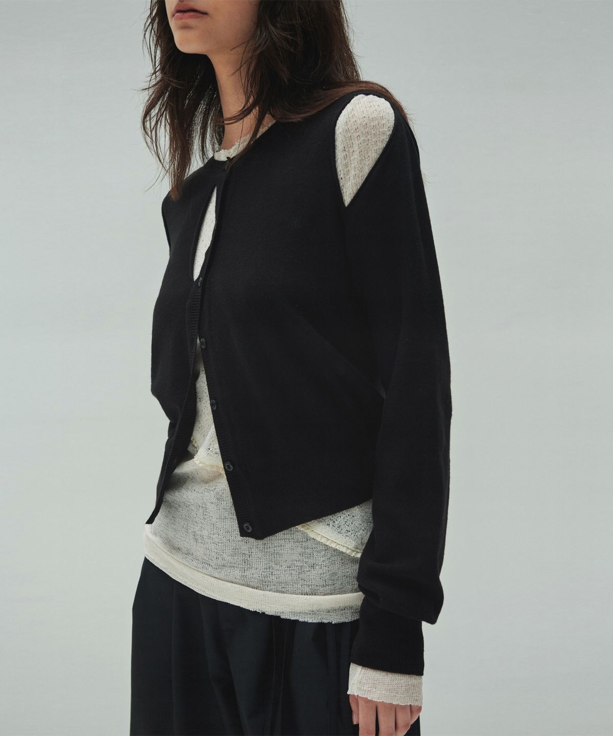 다이애그널(DIAGONAL) SLIT KNIT CARDIGAN (black)