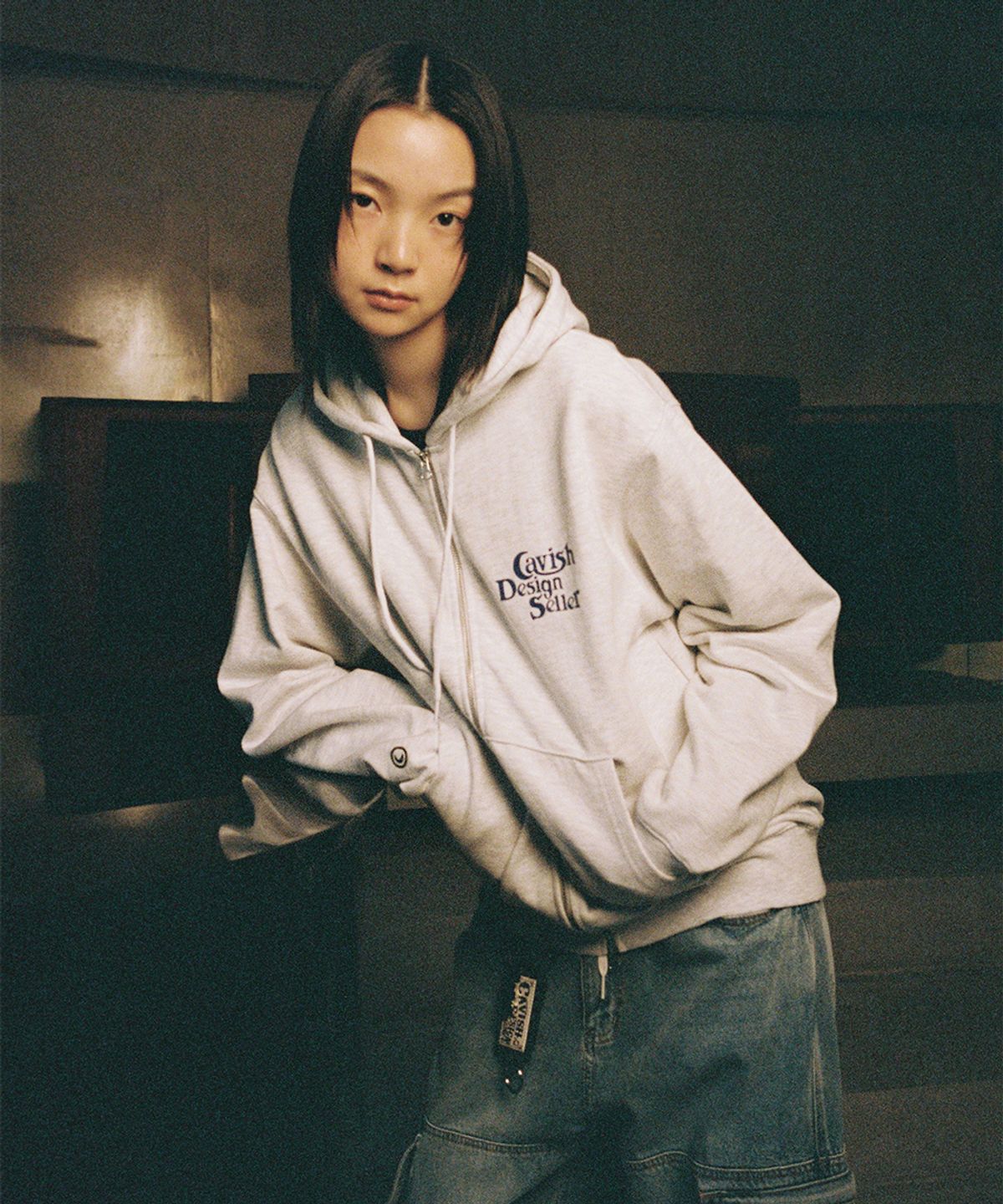 카비시(CAVISH) SELLER LOGO ZIP UP HOODIE LIGHT GREY(CV2FSUM480A)