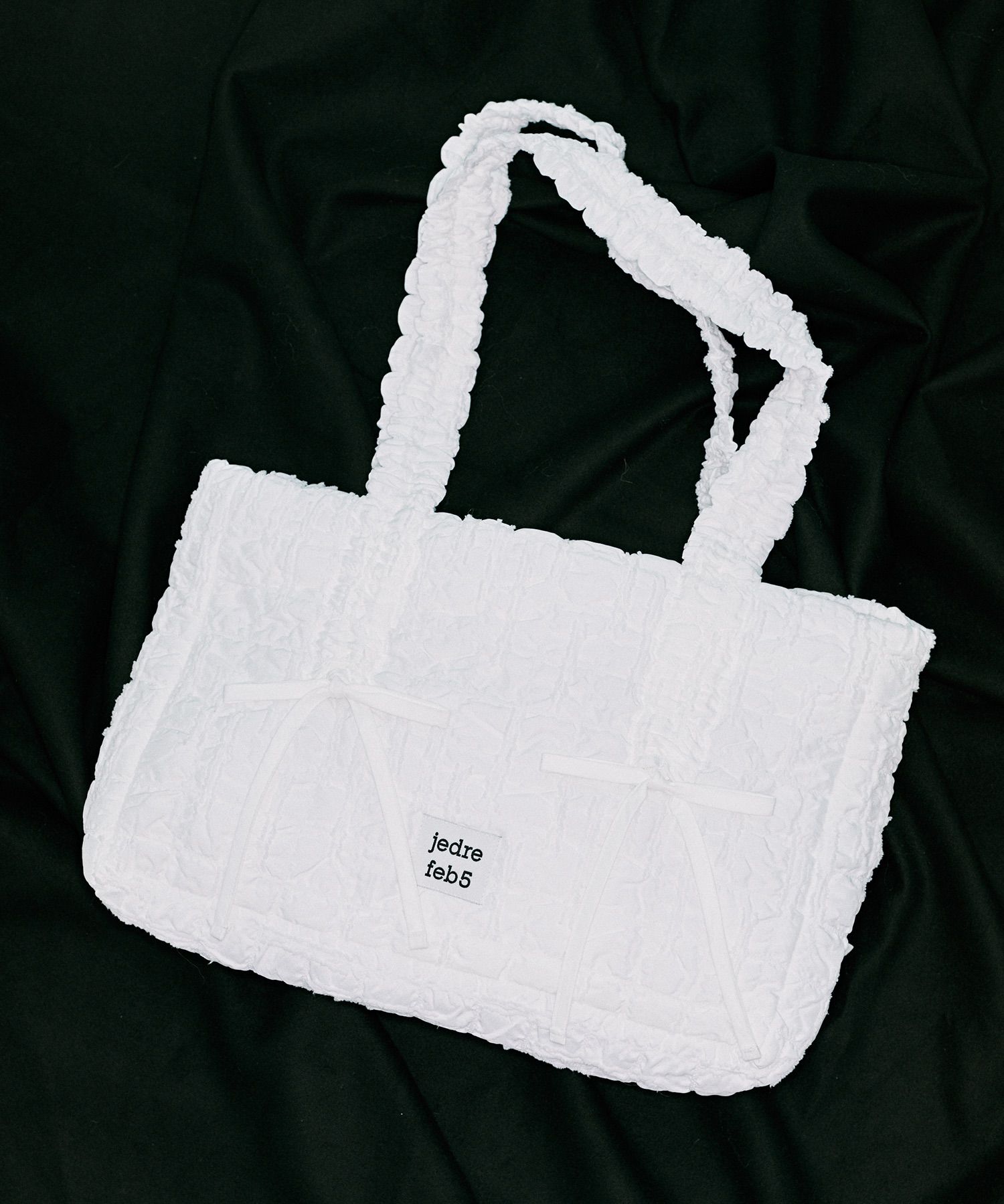 MUSINSA | JEDREFEB5 Puffer Butterfly Shoulder Bag Large