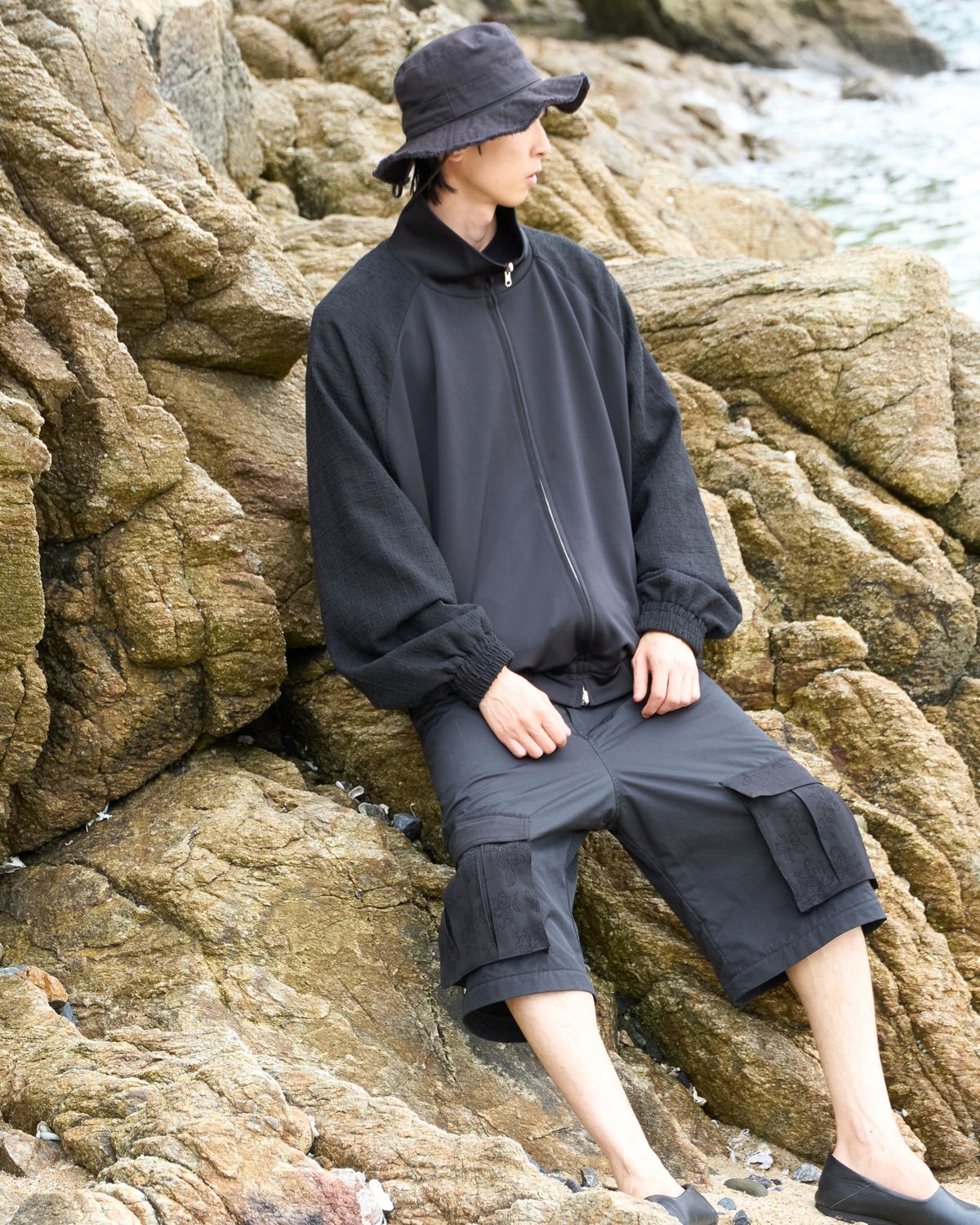 유수도시(YUSOODOSI) Tweed Sleeved Reversible Track jacket (Plain ver.)