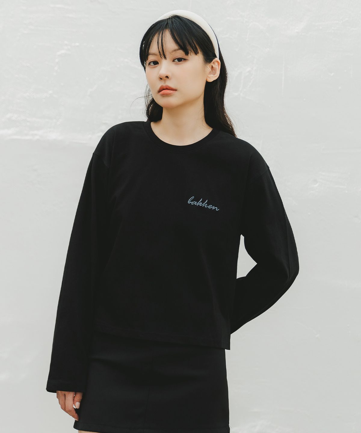 바켄(BAKKEN) Italic Logo 긴팔티셔츠 BK4996_블랙