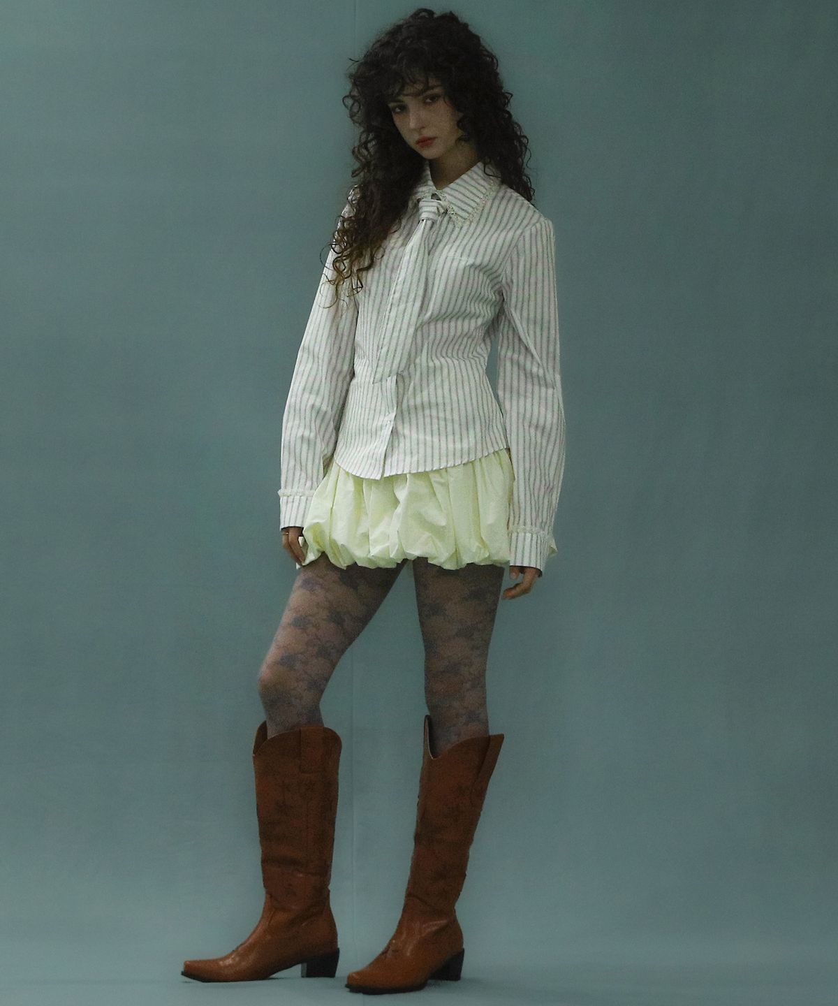 배드블루(BADBLUE) Stripe Lace Tie Shirt Ivory