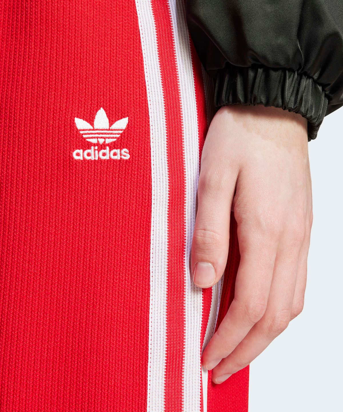 아디다스(ADIDAS) 파이어버드 니트 스커트 - 레드 / IY7280