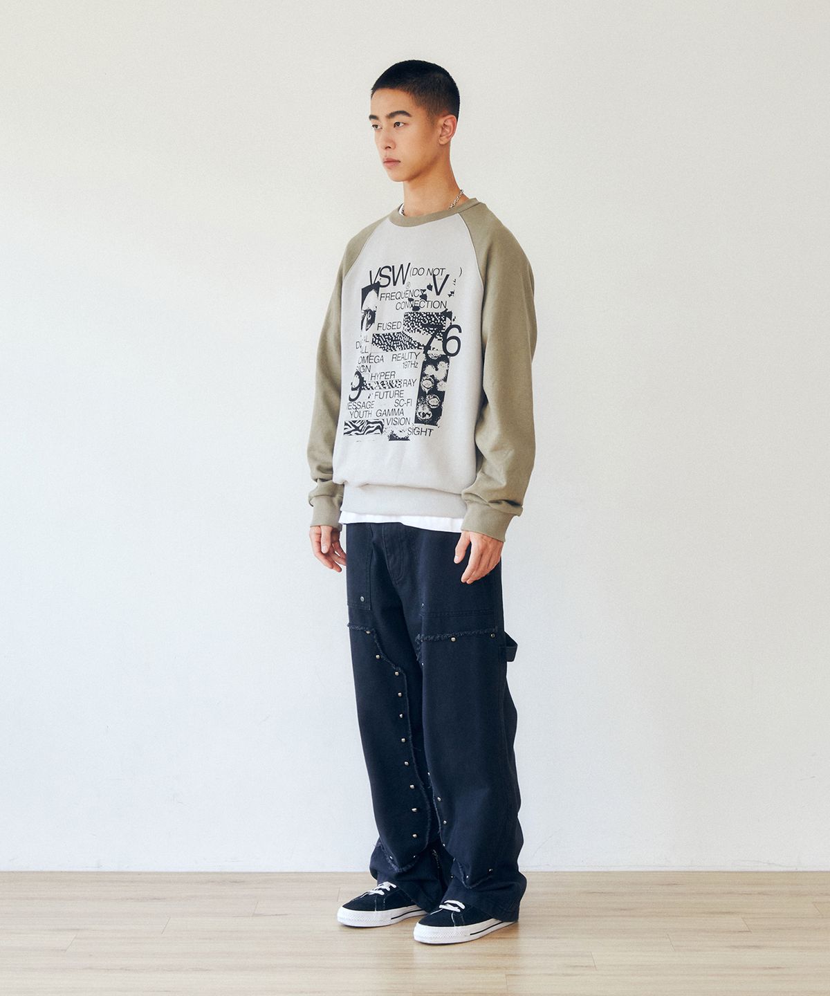비전스트릿웨어(VISION STREETWEAR) VSW Text Graphic Crewneck Khaki Gray - 사이즈 ...
