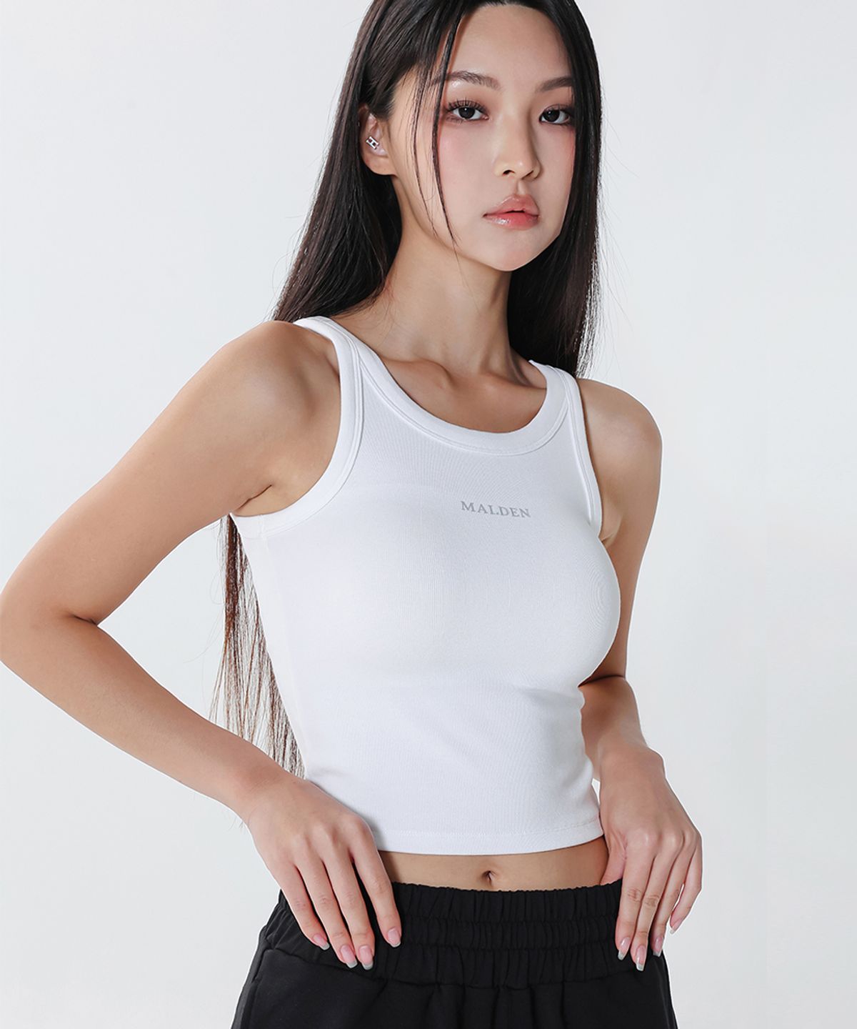 몰든(MALDEN) 리브드 크롭 슬리브리스