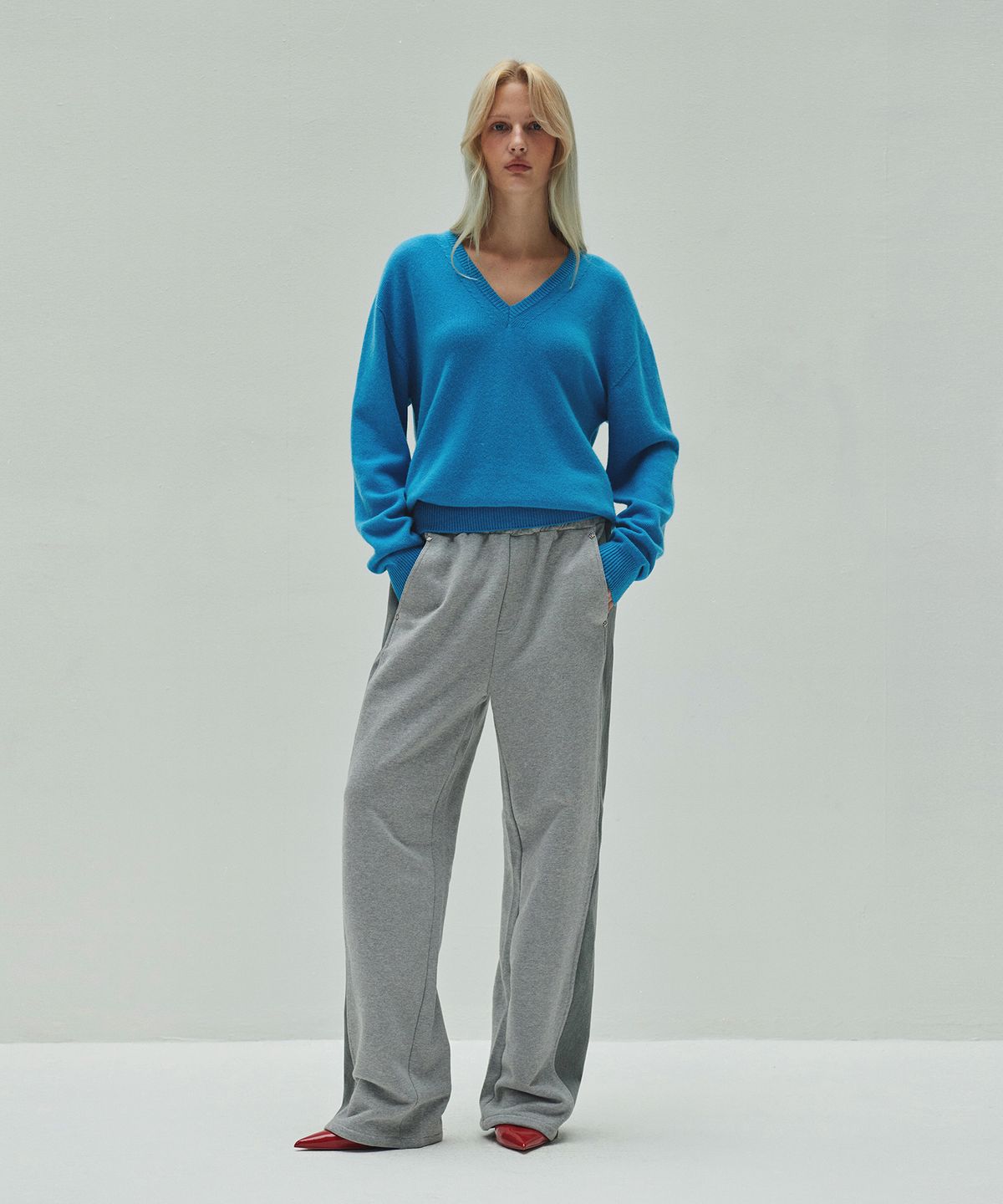 다이애그널(DIAGONAL) V NECK CASHMERE KNIT (blue)