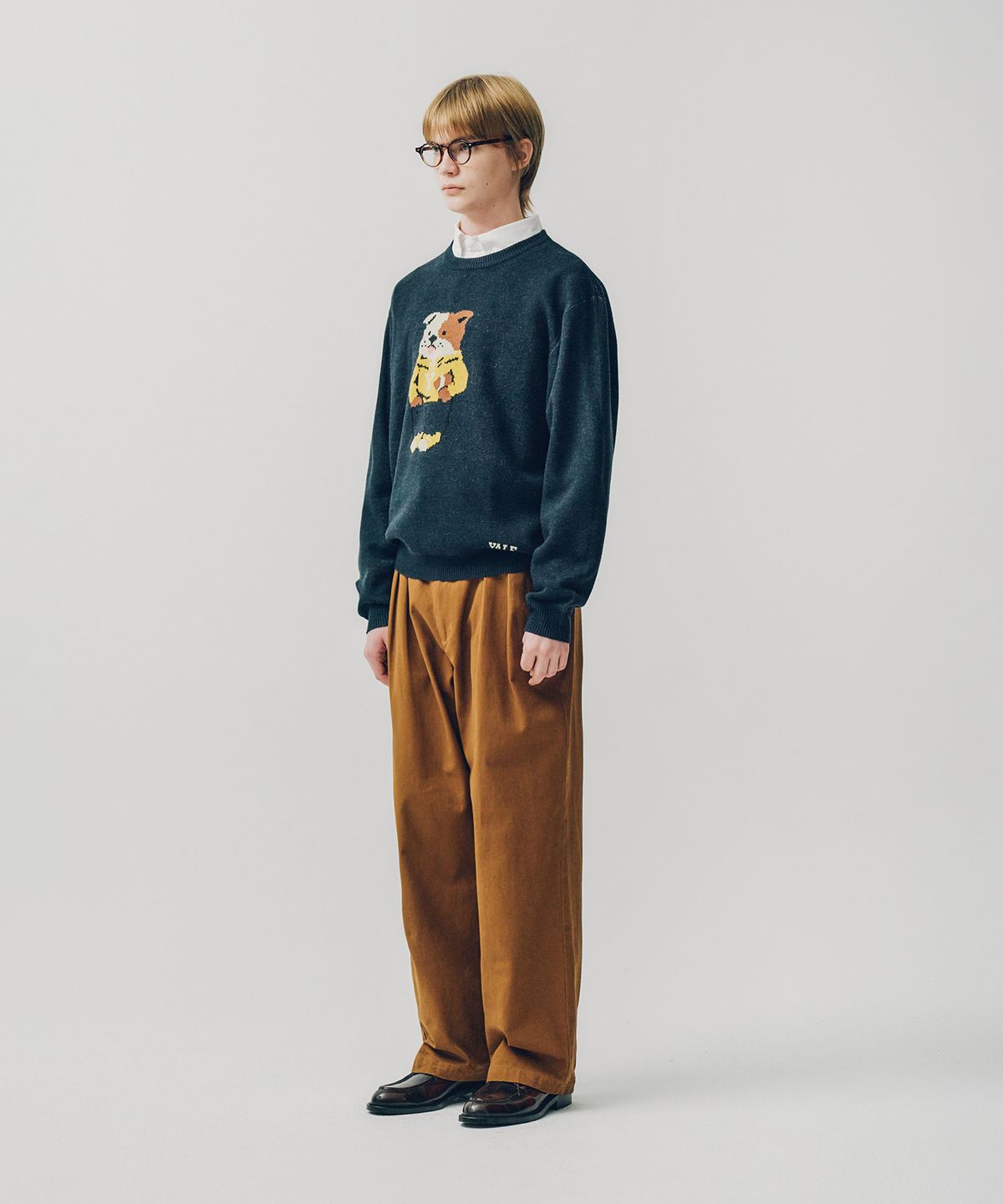 예일(YALE) 라이크 댄 라운드 니트_네이비