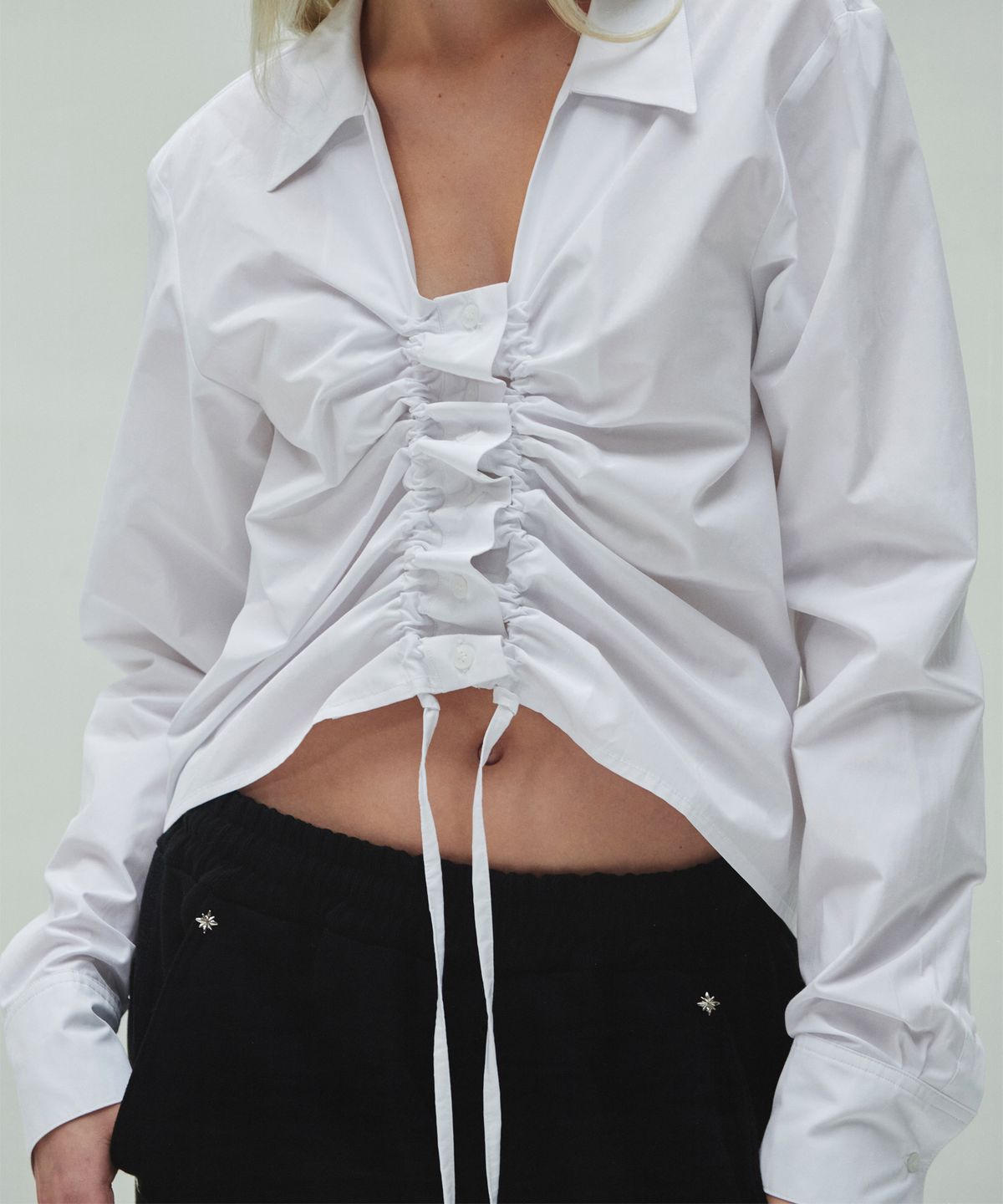 다이애그널(DIAGONAL) STRING SHIRRING SHIRTS (white)