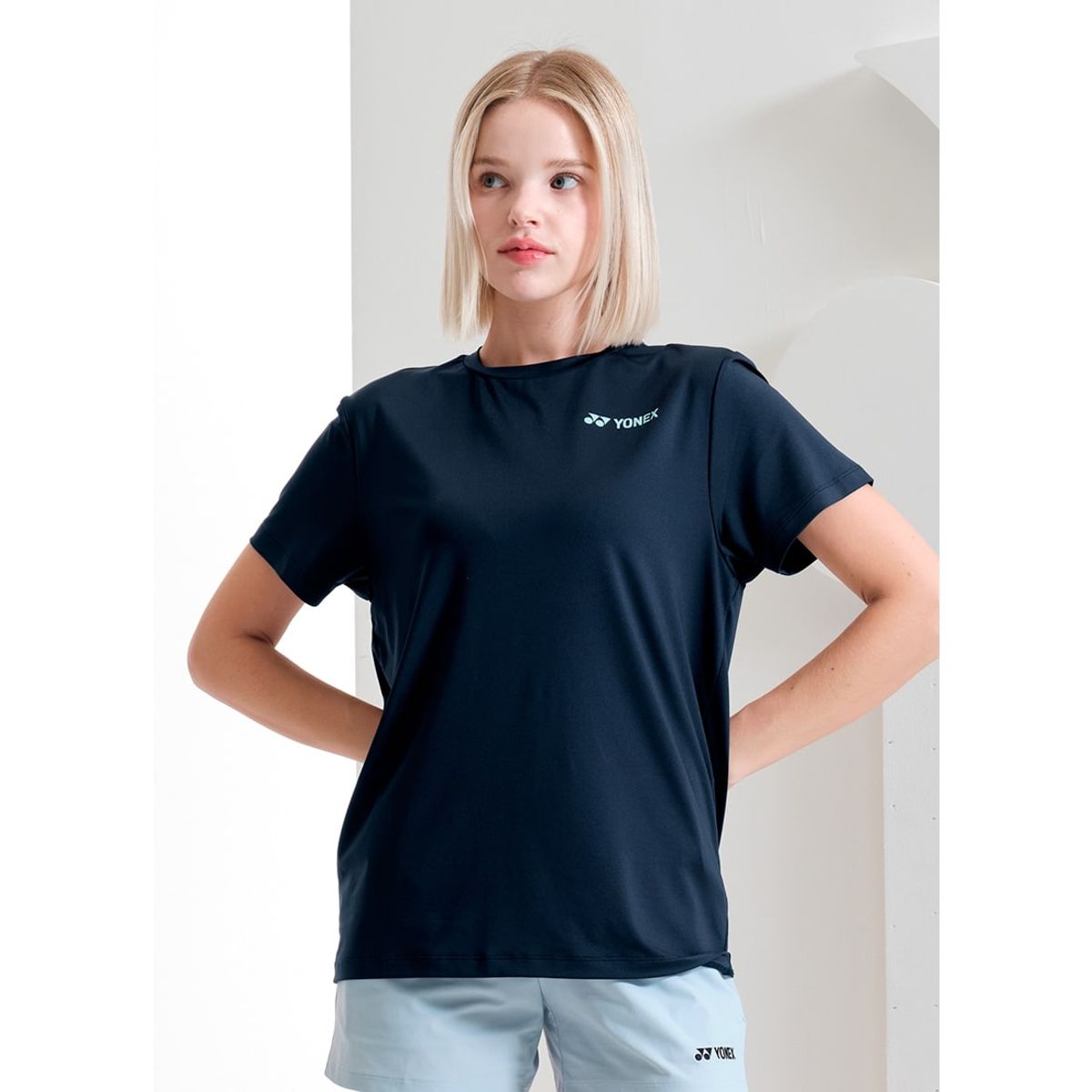 요넥스(YONEX) 243TS053U 미드나이트 블랙 남녀공용 스포티 슬로건 반팔 티셔츠