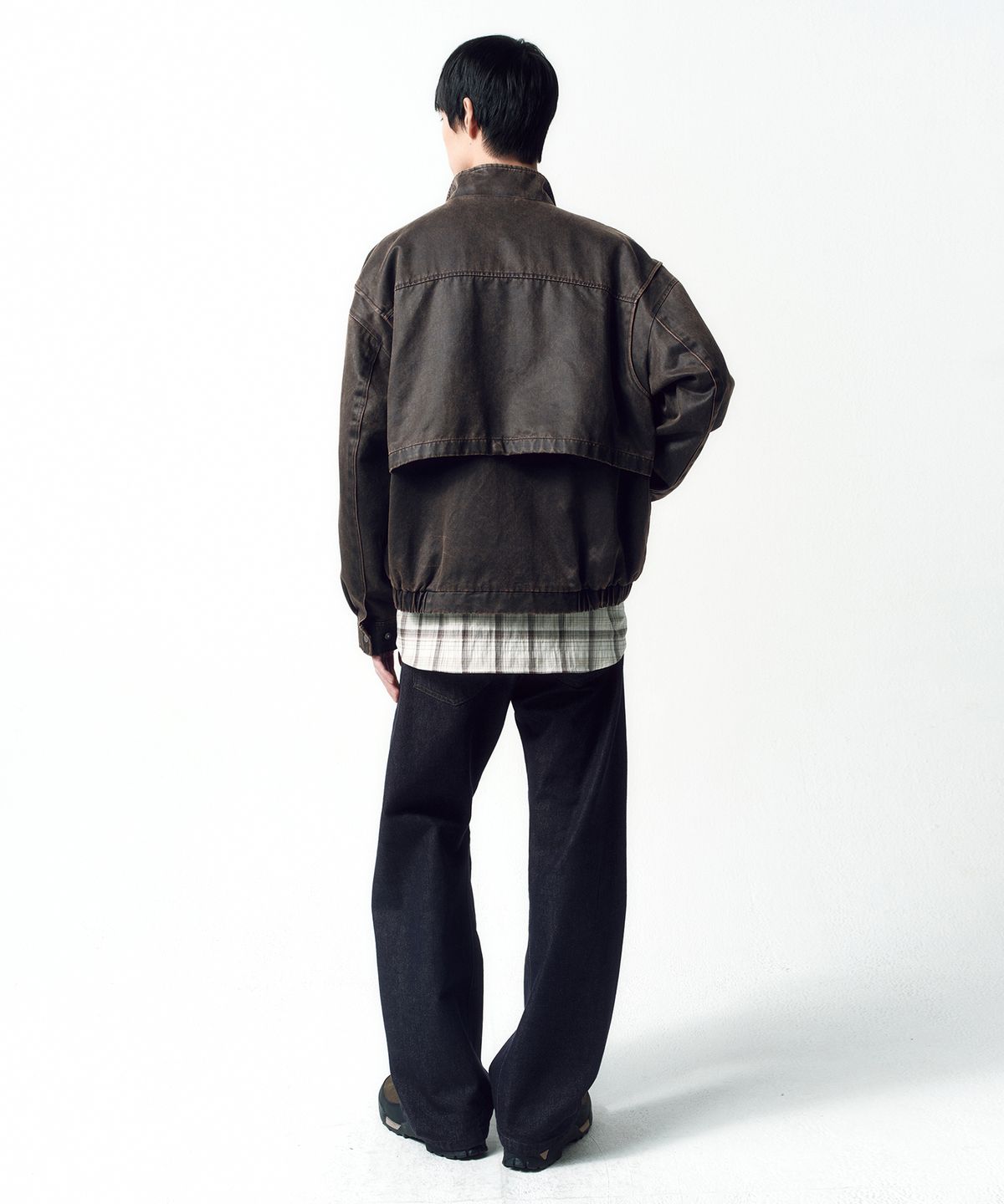 인사일런스(INSILENCE) 워시드 포우 레더 점퍼 BROWN