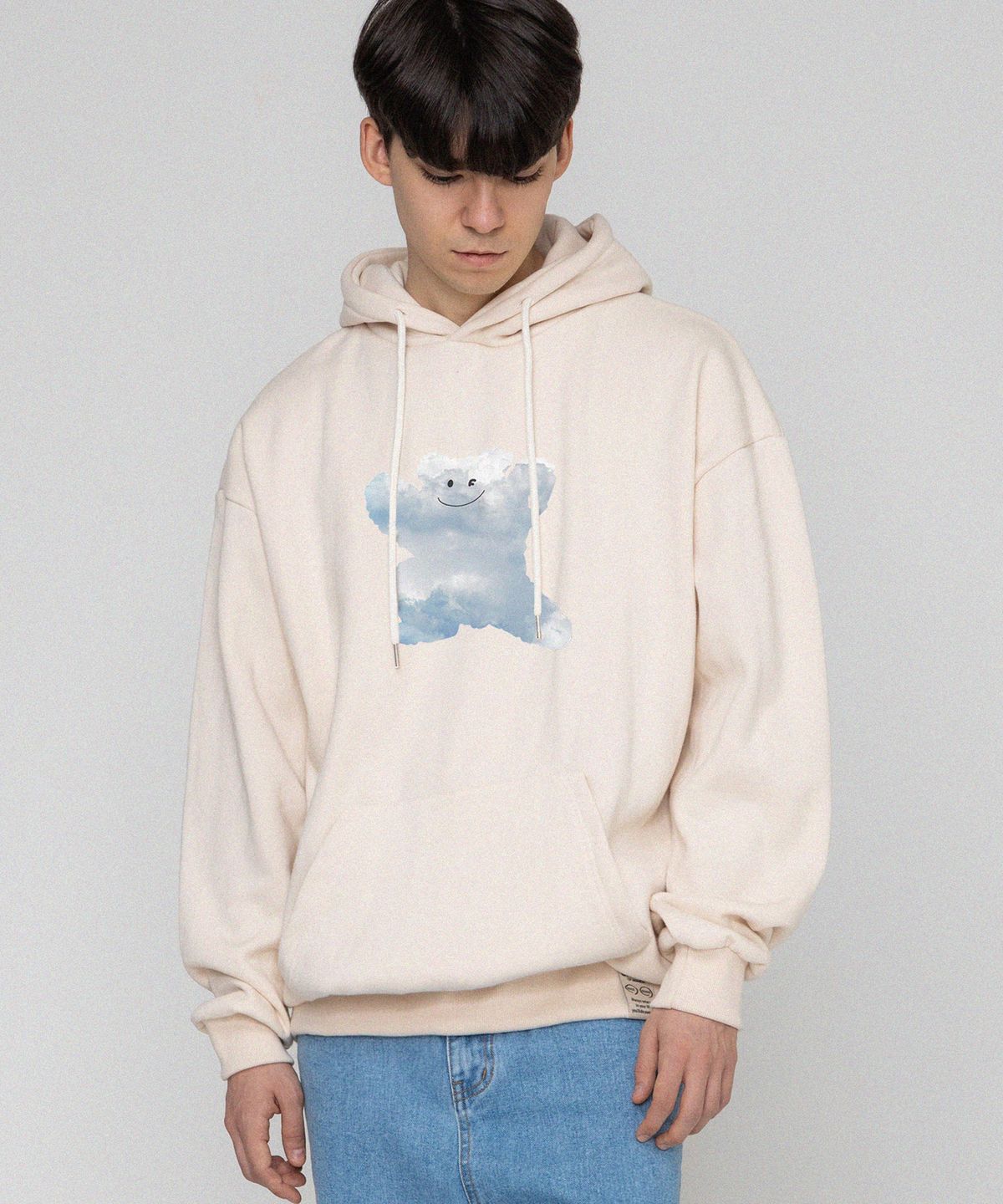 그레이버(GRAVER) [UNISEX]빅 구름 베어스마일 후드티_크림
