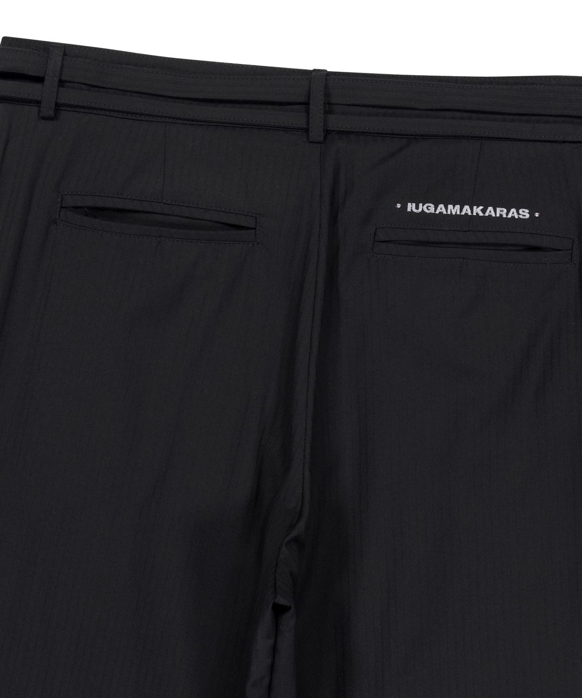 이우가마카라스(IUGAMAKARAS) Belted Striped Trousers (Black)