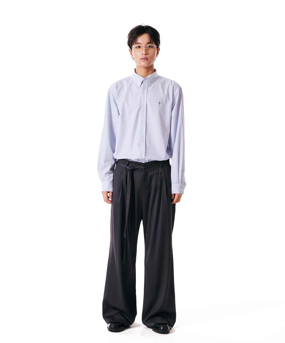 이우가마카라스(IUGAMAKARAS) Striped Formal Shirt (Blue)