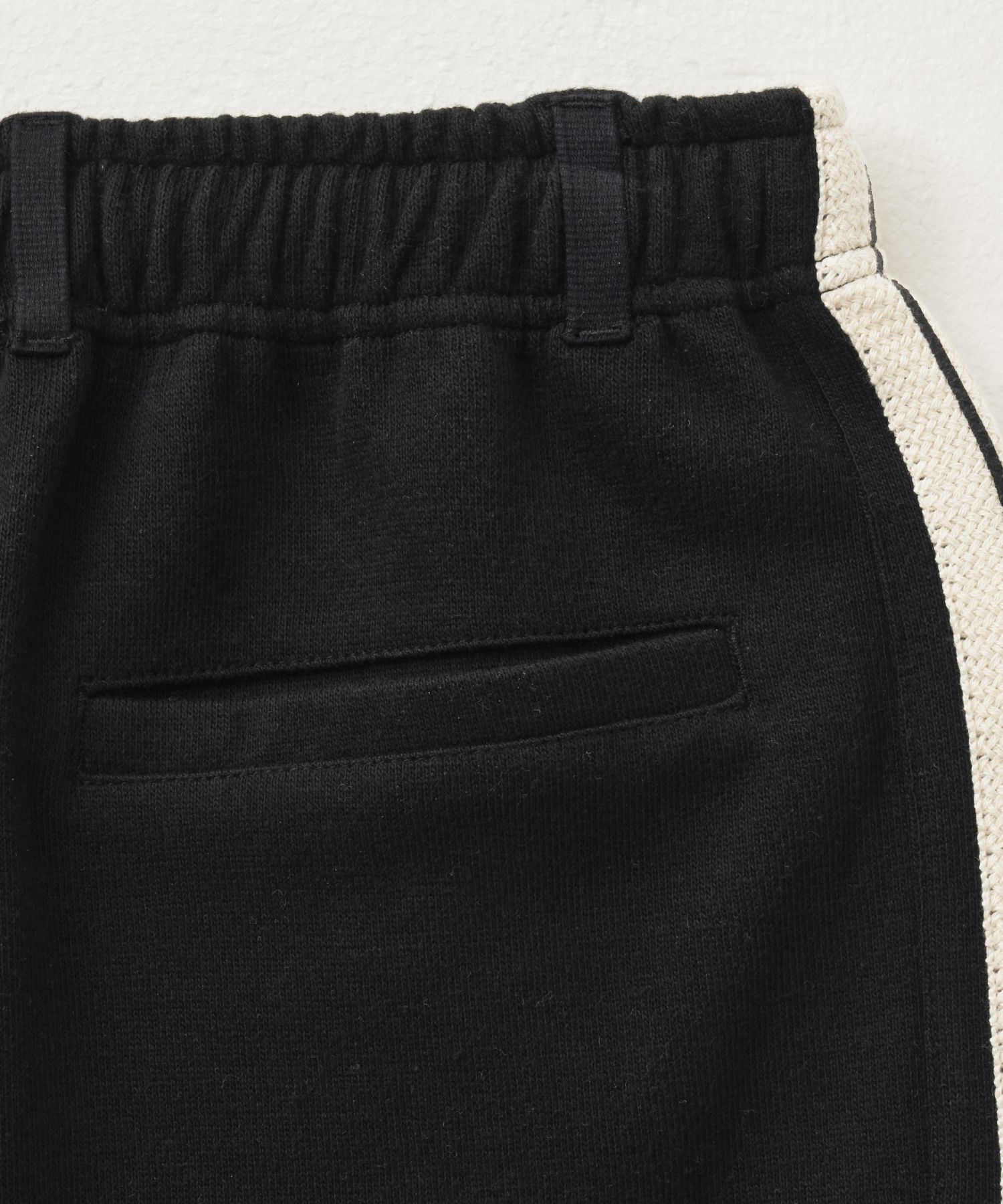 MUSINSA | SATUR (W) Lawton midi skirt caviar black