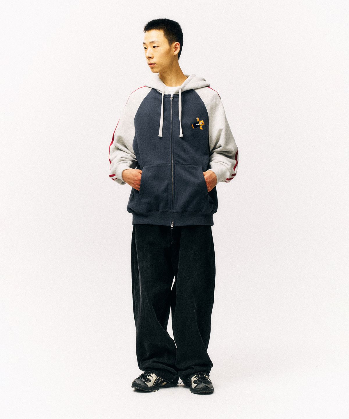 피지컬 디파트먼트(PHYSICAL DEPARTMENT) 요가 베어 래글런 후드집업_그레이지