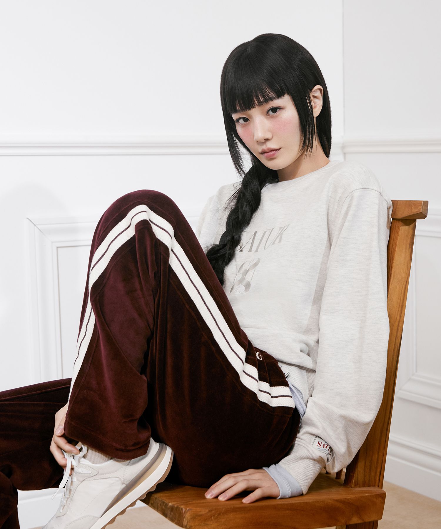 MUSINSA公式 | SATUR Classic logo sweatshirt ivory beige