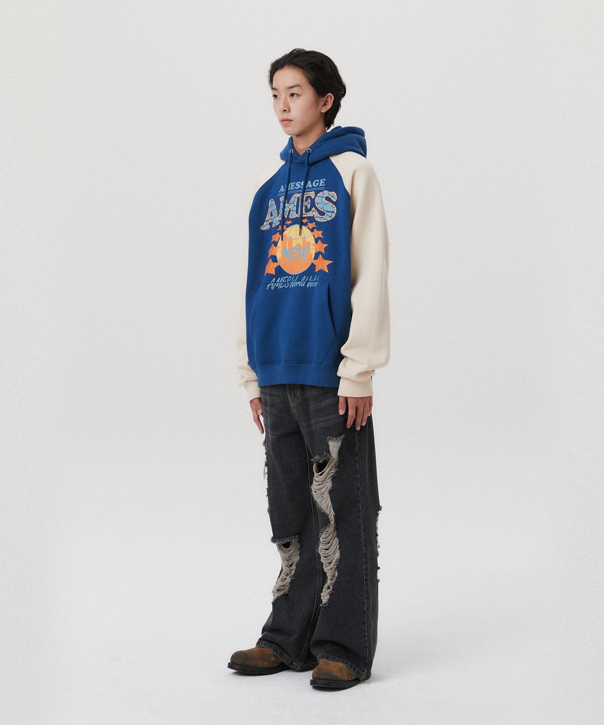 아메스 월드와이드(AMES-WORLDWIDE) VINTAGE WORLD GRAPHIC RAGLAN HOODIE NAVY