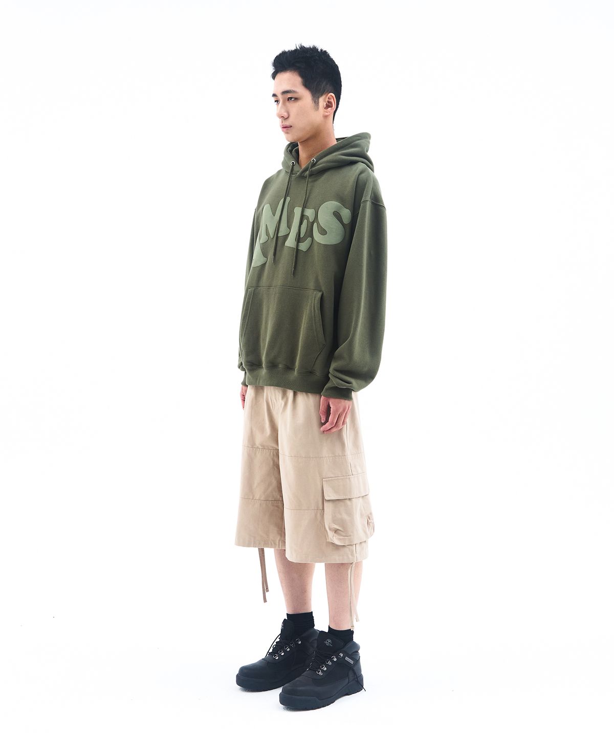 아메스 월드와이드(AMES-WORLDWIDE) BIG TYPO HOODIE KHAKI