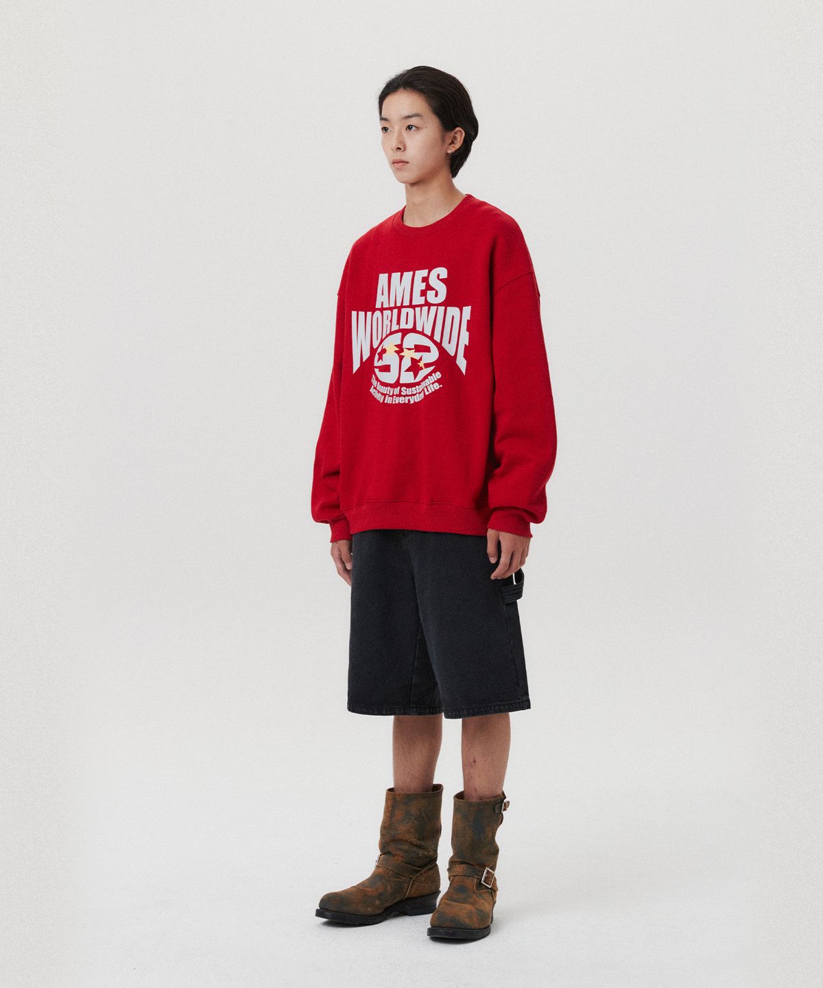 아메스 월드와이드(AMES-WORLDWIDE) LOGO TYPO GRAPHIC SWEATSHIRT RED(AM2EFUM440A)