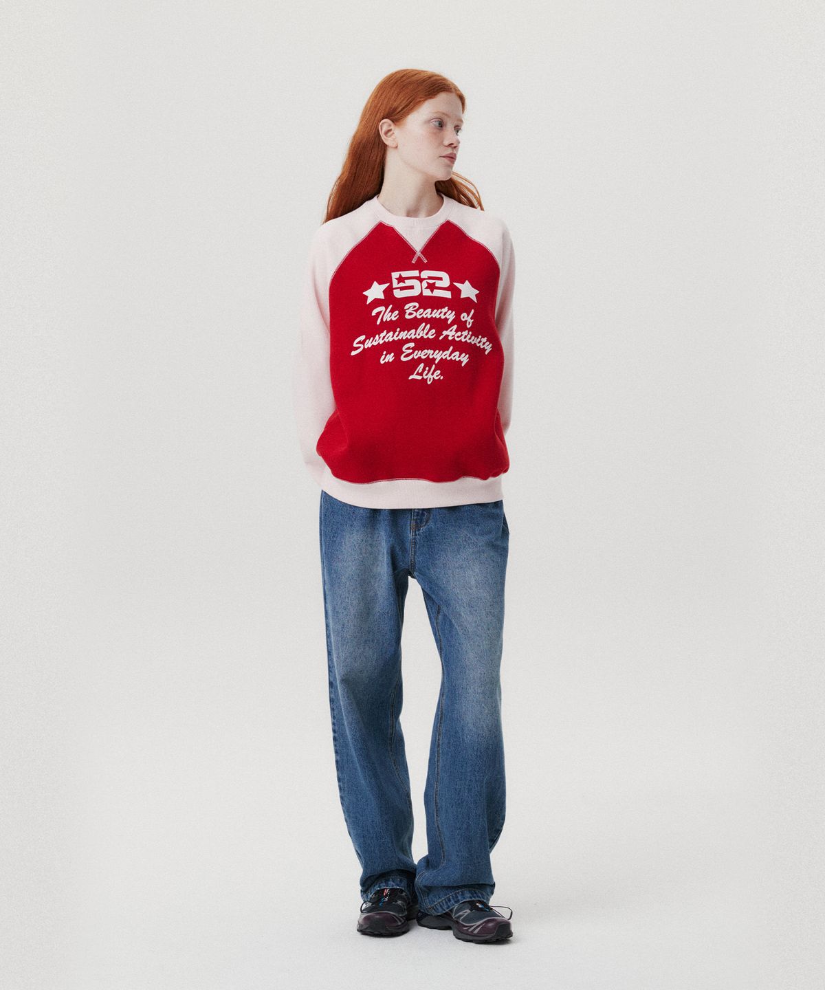 아메스 월드와이드(AMES-WORLDWIDE) LOGO TYPO RAGLAN SWEATSHIRT RED(AM2EFUM442A)