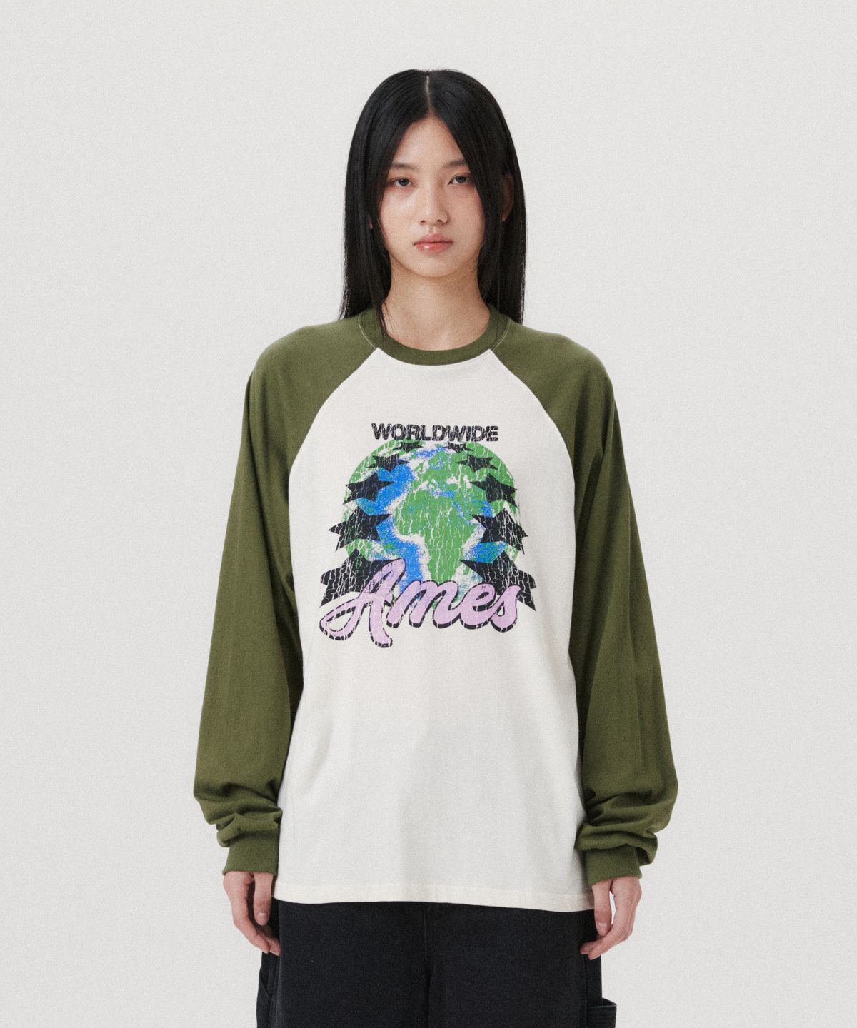 아메스 월드와이드(AMES-WORLDWIDE) VINTAGE EARTH GRAPHIC LS TEE CREAM