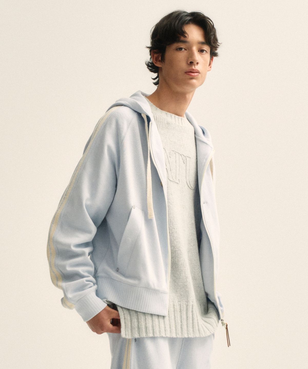 세터(SATUR) 로턴 루즈핏 후드 집업 스카이 블루