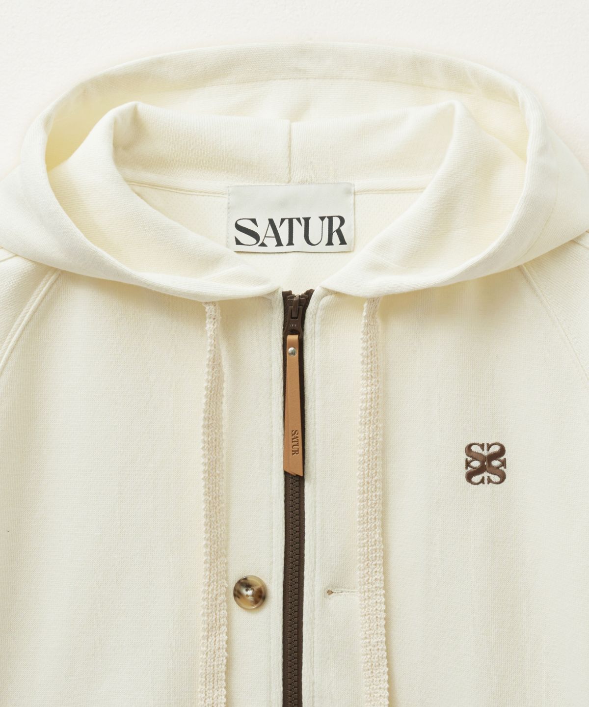 세터(SATUR) 로턴 루즈핏 후드 집업 리조트 크림