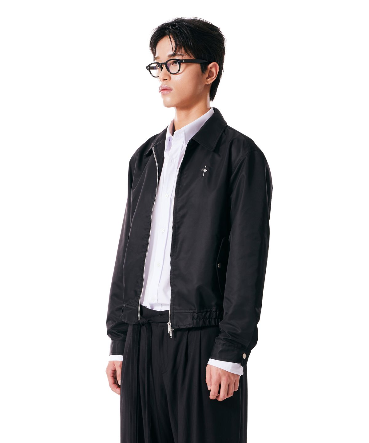 이우가마카라스(IUGAMAKARAS) Nylon Bomber Jacket (Black)