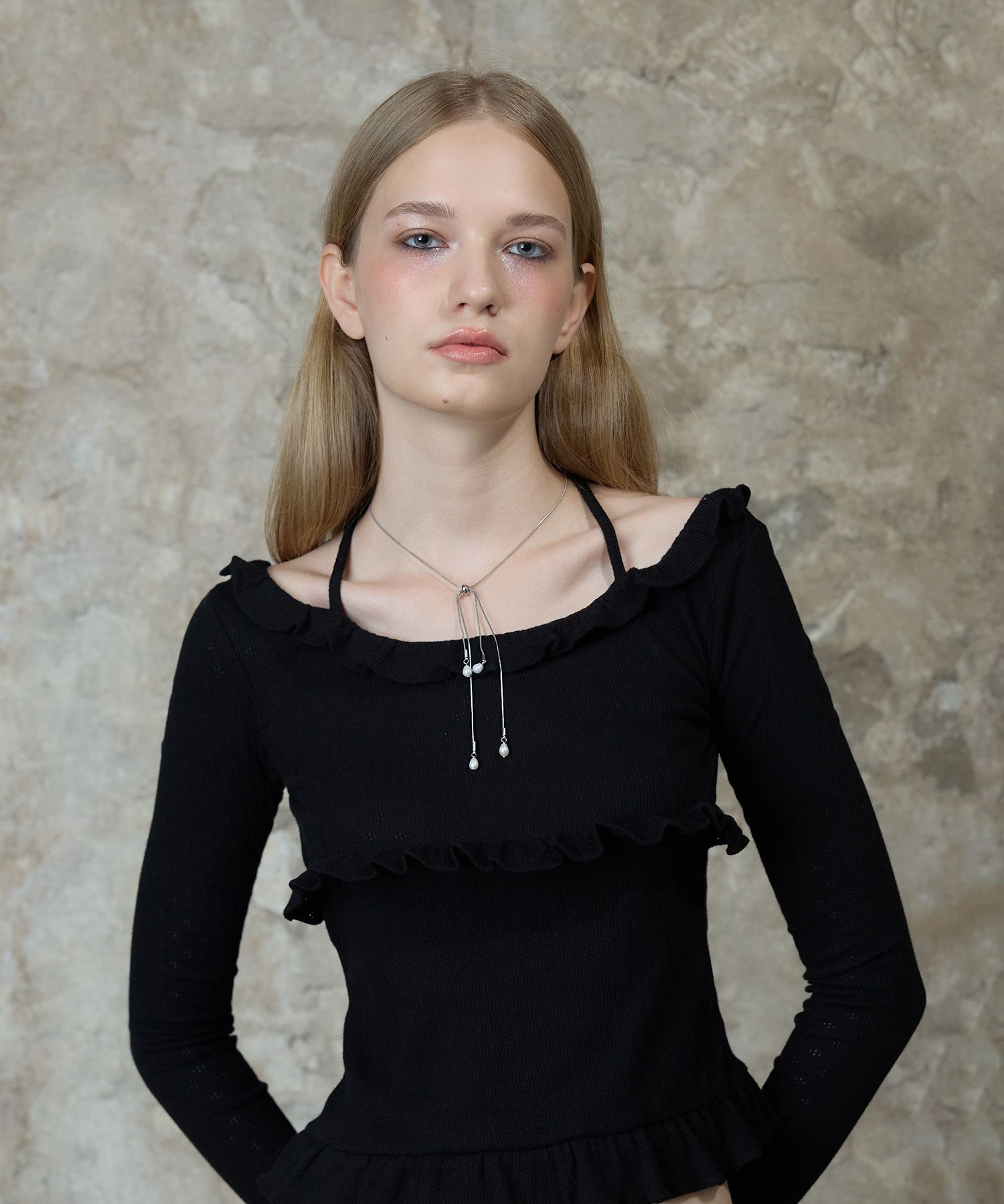 ◆24AW LARTIGENT L13 FRILL HALTER SLEEVE/2色◆ MUSINSA | LARTIGENT L13 FRILL HALTER SLEEVE(BLACK)