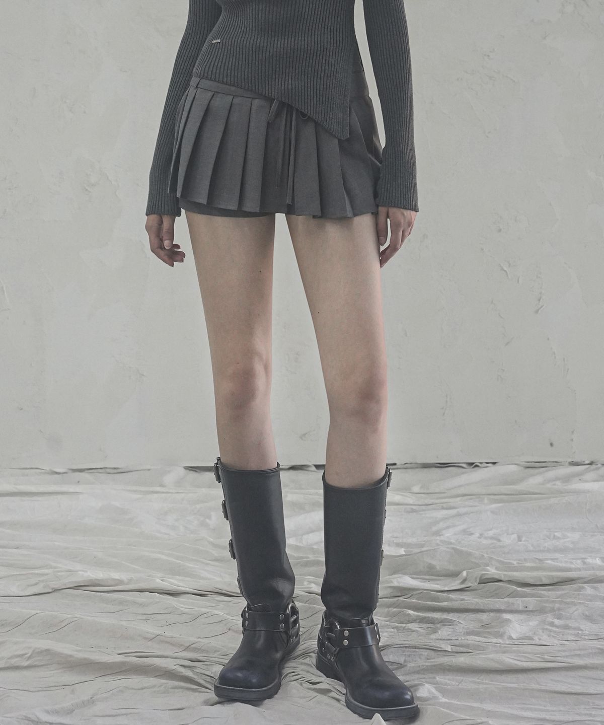 어반드레스(AVANDRESS) Ariel Wrap Skirt Short Pants - 2COL