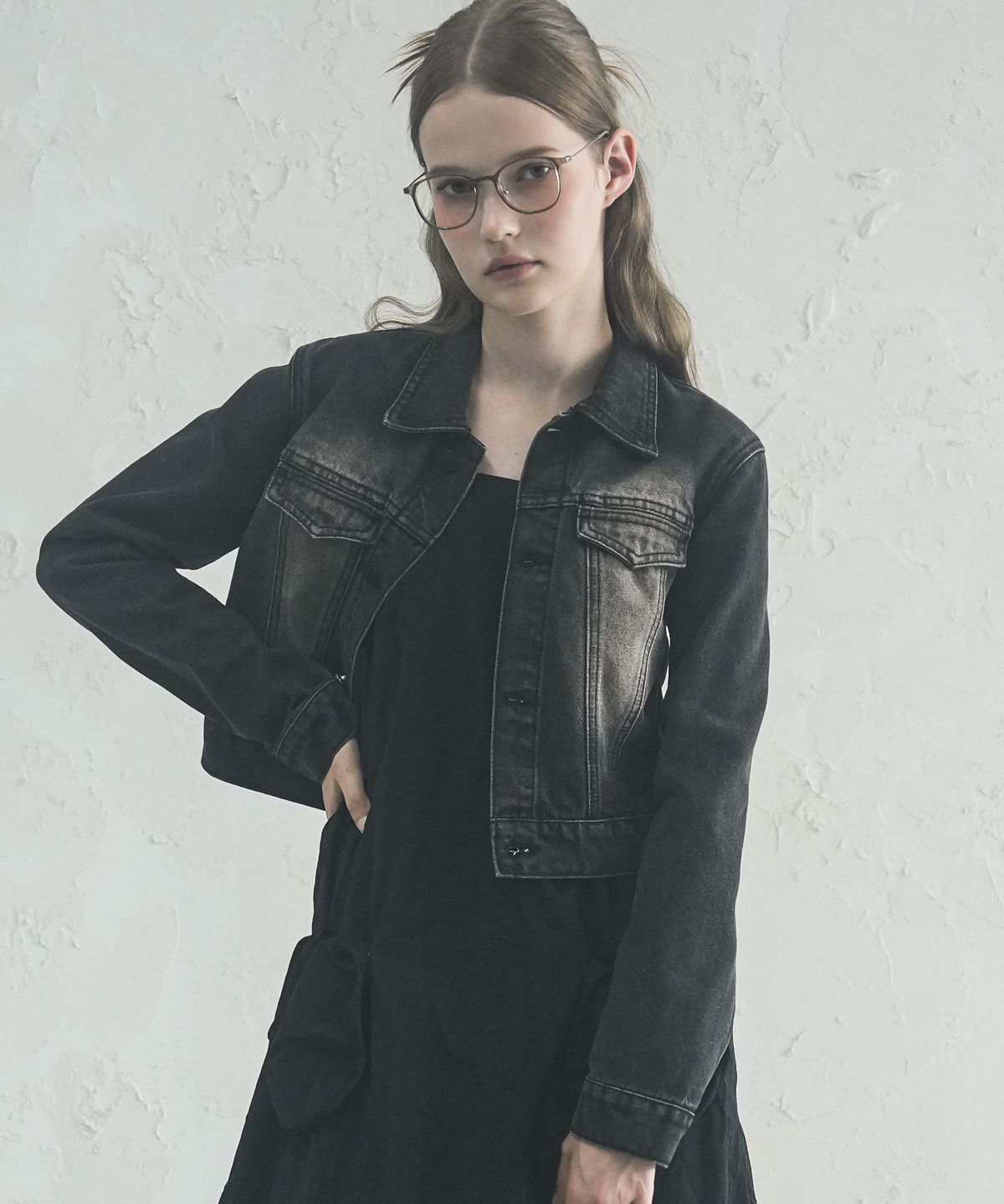 어반드레스(AVANDRESS) Sand Washing Denim Crop Jacket - 2COL