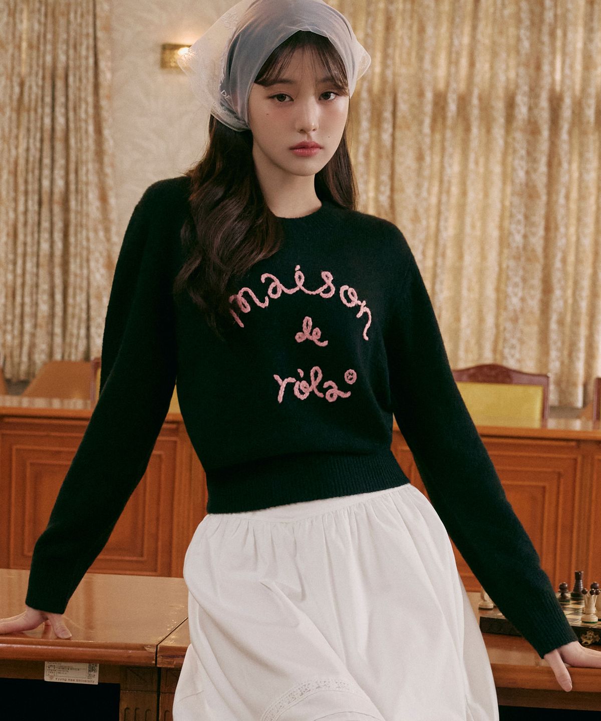 로라로라(ROLAROLA) MAISON DE ROLA EMBROIDERY KNIT BLACK