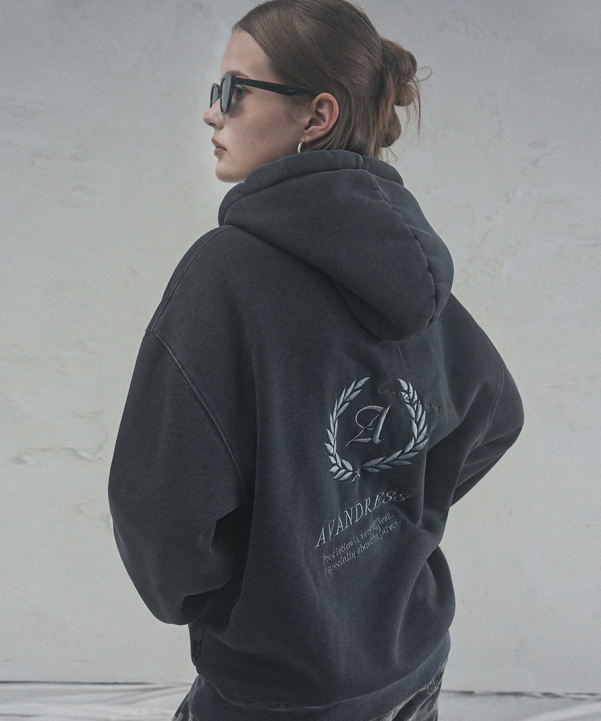 어반드레스(AVANDRESS) UNISEX LAUREL OVERSIZED HOODIE - 4COL(N)