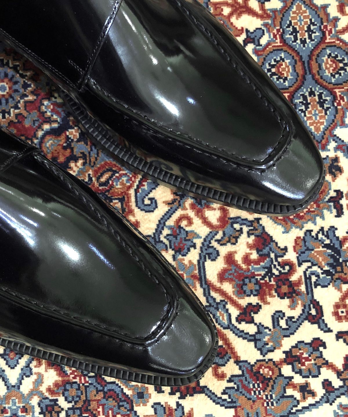 조앤슈(JOENSHOE) 놉 베이커 원몽크 블랙아도방