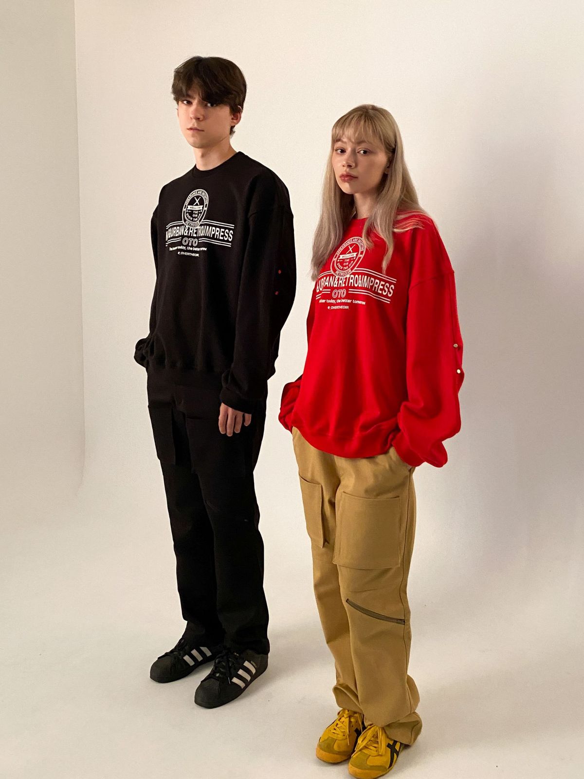 오버더와르(OVERTHEOIR) OTO sweatshirt m to m red