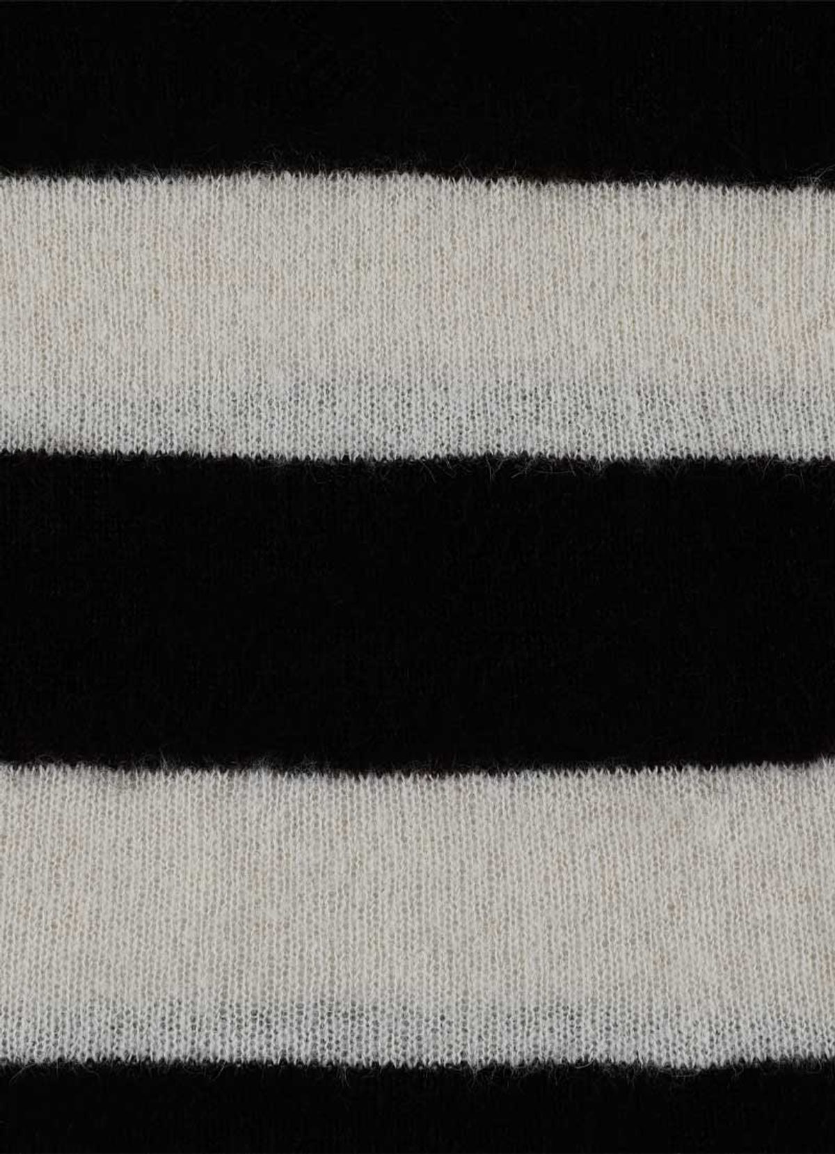 애즈온(ASON) PONY STRIPE KNIT / BLACK