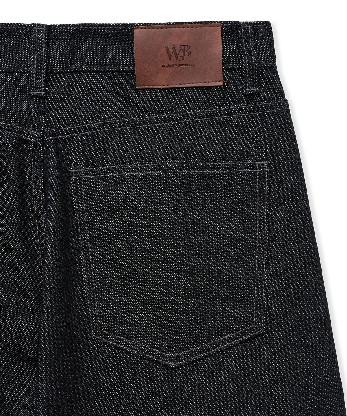 웨스트 그랜드 블러바드(WEST GRAND BOULEVARD) 휴즈 와이드 원턱 생지 데님 팬츠 BLACK INDIGO