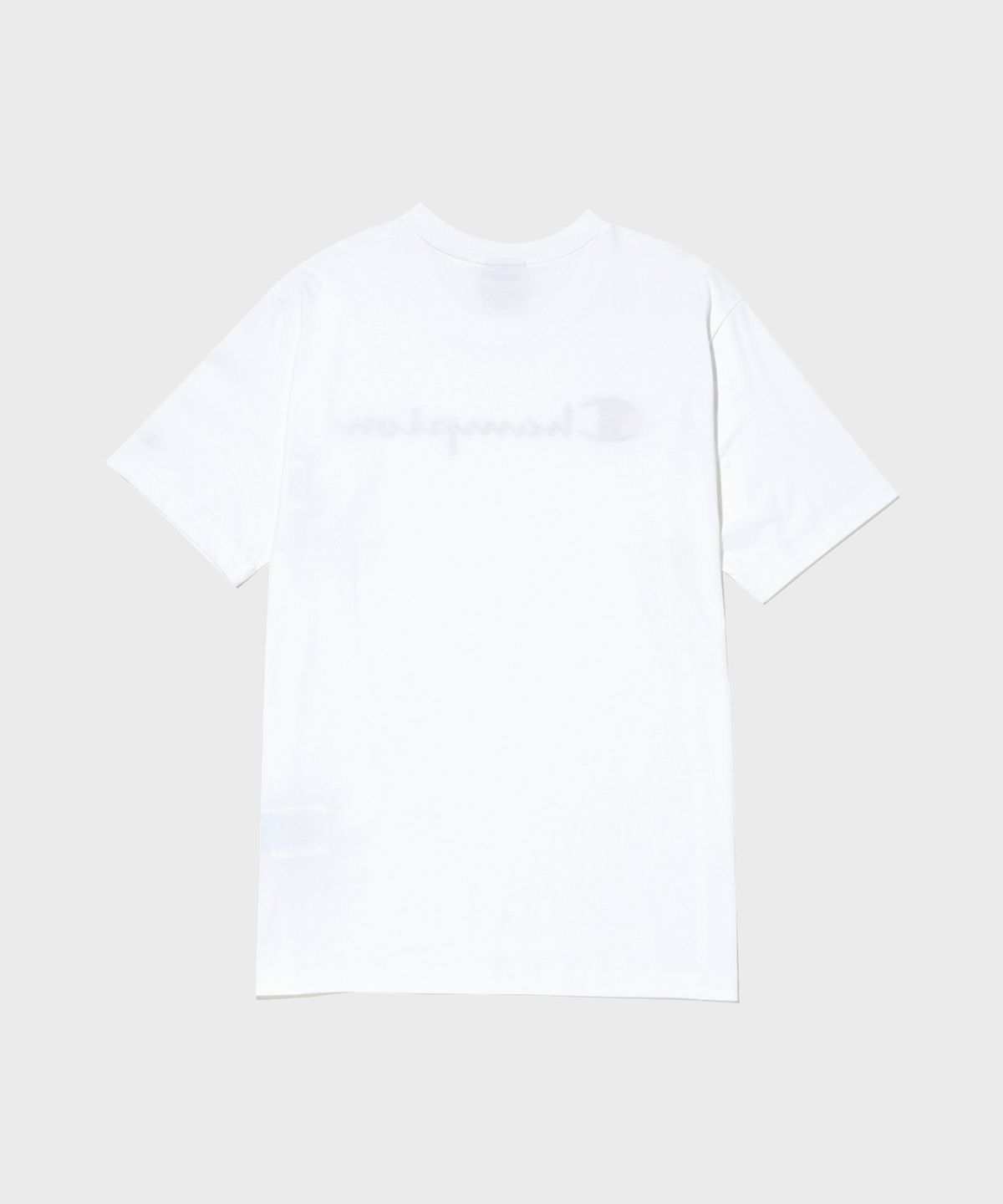 챔피온(CHAMPION) 빅 스크립트 로고 코튼 반팔 티셔츠 White