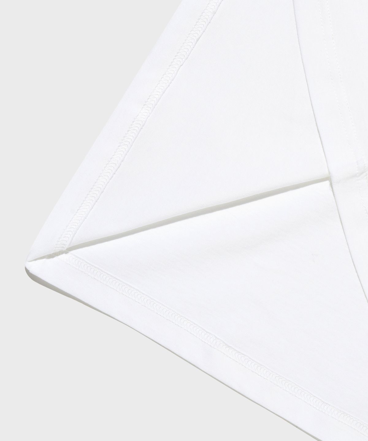 챔피온(CHAMPION) 빅 스크립트 로고 코튼 반팔 티셔츠 White